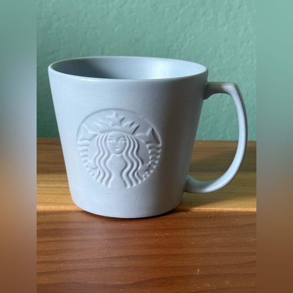 Starbucks 2020 Matte Grey Siren Embossed Coffee Mug Ceramic 12 oz.
